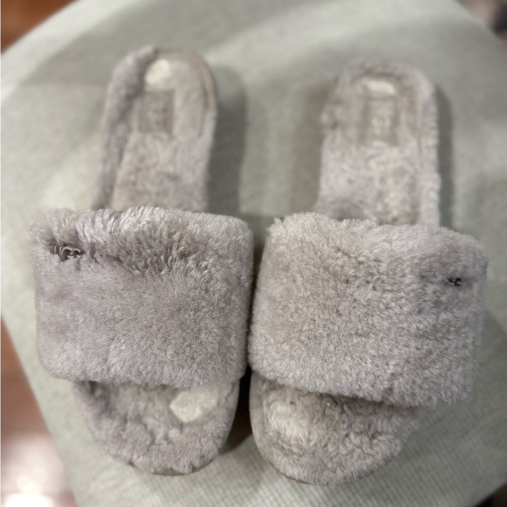 UGG Women's Goat Grey Cozetta Curly Slides women’s size 7